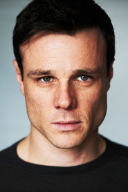 Rupert Evans — фото