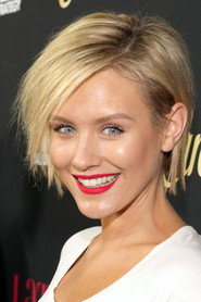 Nicky Whelan — фото
