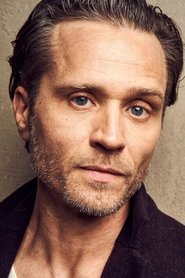 Seamus Dever — фото