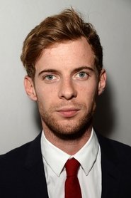 Luke Treadaway — фото
