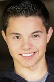 Zach Callison — фото
