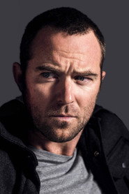 Sullivan Stapleton — фото